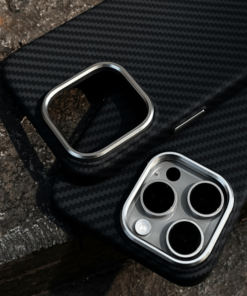 Black Wave Carbon Case™ (IMPORTED)